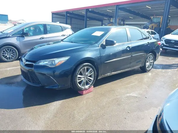 4T1BF1FK8HU309916 2017 TOYOTA CAMRY - Image 2