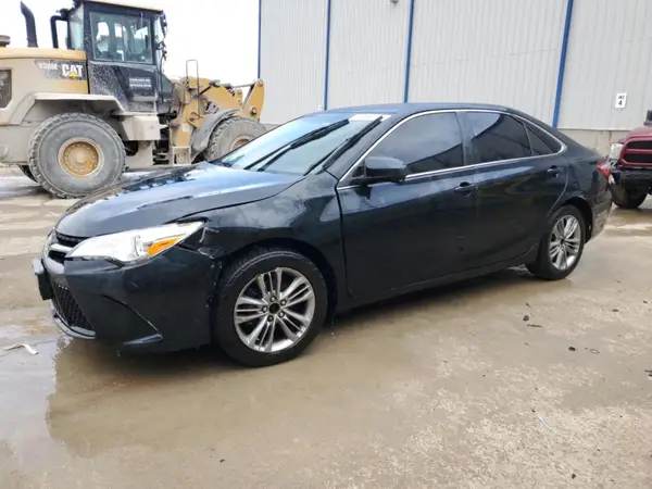 4T1BF1FK8HU311469 2017 TOYOTA CAMRY - Image 1