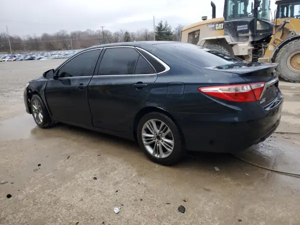 4T1BF1FK8HU311469 2017 TOYOTA CAMRY - Image 2