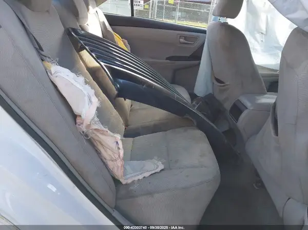 4T1BF1FK8HU316932 2017 TOYOTA CAMRY - Image 8