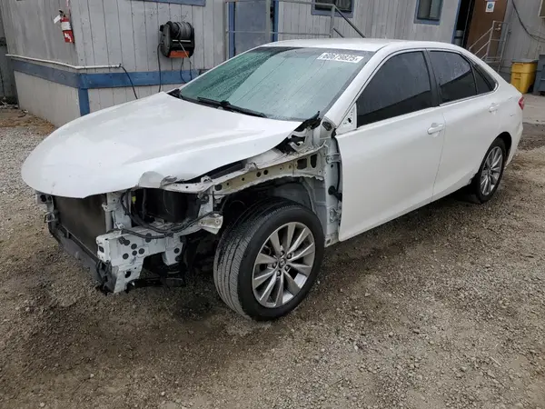 4T1BF1FK8HU320687 2017 TOYOTA CAMRY - Image 1