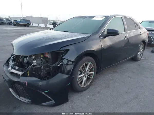 4T1BF1FK8HU326358 2017 TOYOTA CAMRY - Image 2