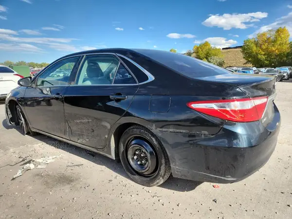 4T1BF1FK8HU326649 2017 TOYOTA CAMRY - Image 2
