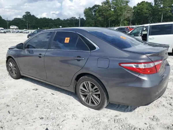 4T1BF1FK8HU329387 2017 TOYOTA CAMRY - Image 2