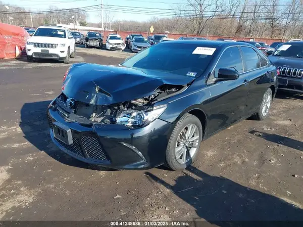 4T1BF1FK8HU330944 2017 TOYOTA CAMRY - Image 2