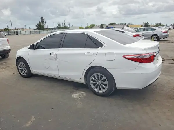 4T1BF1FK8HU336419 2017 TOYOTA CAMRY - Image 2