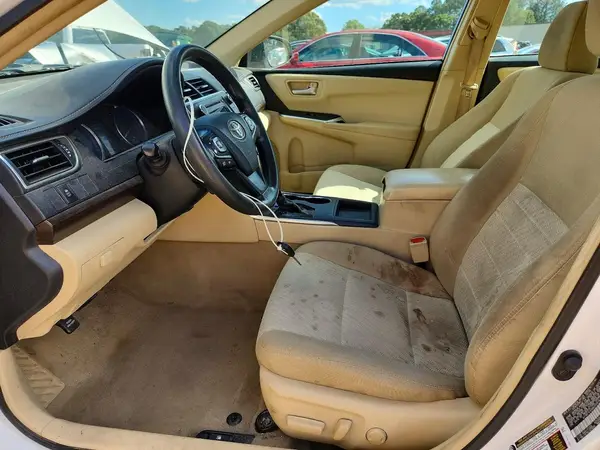 2017 TOYOTA CAMRY auction photo 7