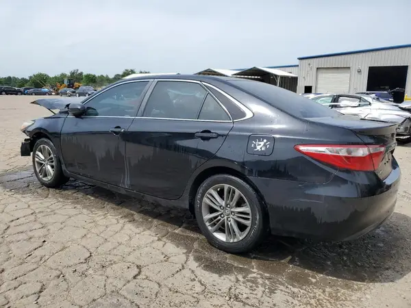 4T1BF1FK8HU339305 2017 TOYOTA CAMRY - Image 2