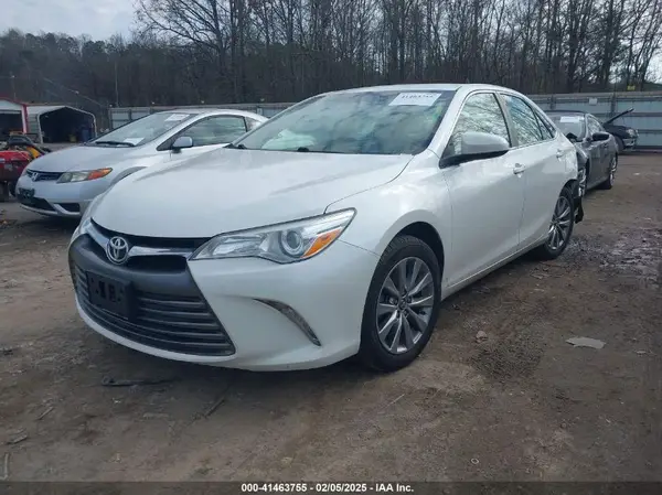 4T1BF1FK8HU342611 2017 TOYOTA CAMRY - Image 2