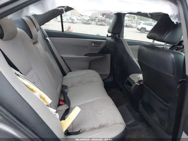 4T1BF1FK8HU343581 2017 TOYOTA CAMRY - Image 8
