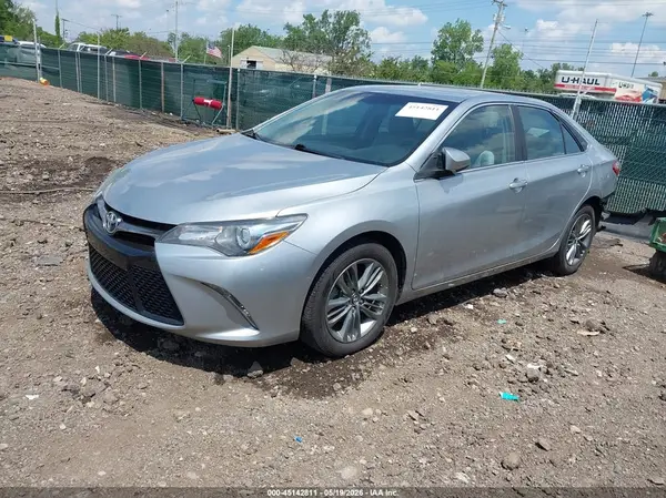 4T1BF1FK8HU344469 2017 TOYOTA CAMRY - Image 2