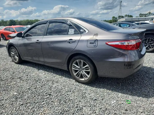 4T1BF1FK8HU345752 2017 TOYOTA CAMRY - Image 2