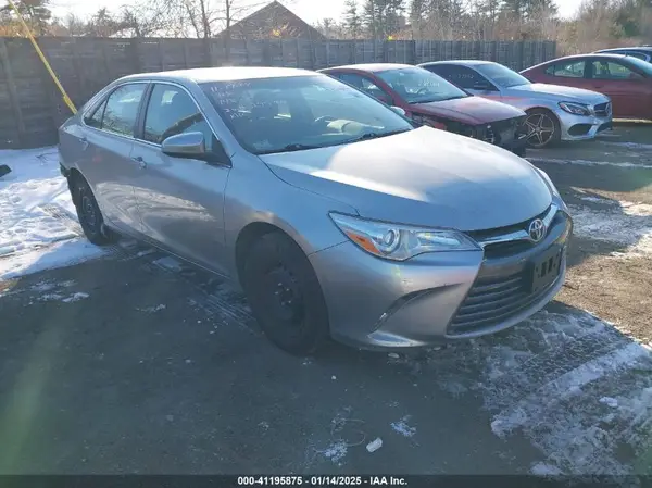 4T1BF1FK8HU346836 2017 TOYOTA CAMRY - Image 1