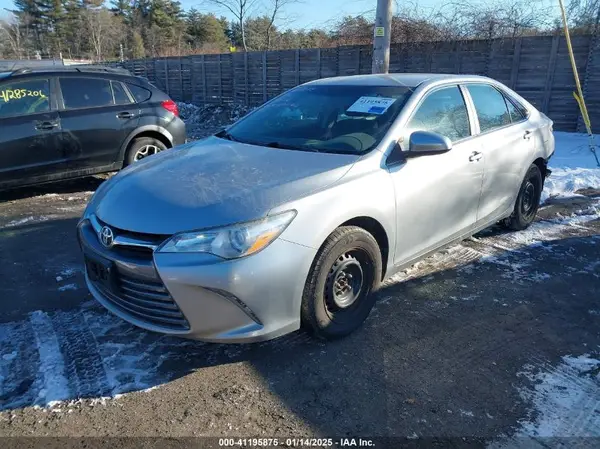 4T1BF1FK8HU346836 2017 TOYOTA CAMRY - Image 2