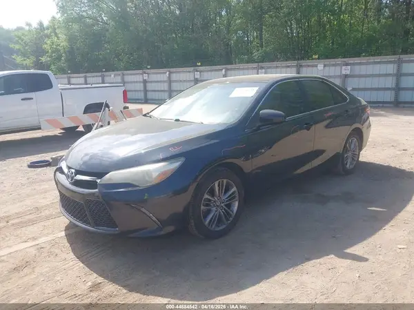 4T1BF1FK8HU353317 2017 TOYOTA CAMRY - Image 2