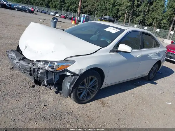 4T1BF1FK8HU354547 2017 TOYOTA CAMRY - Image 2