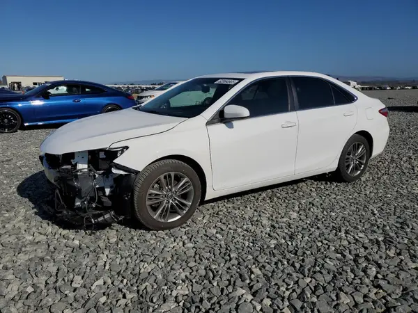 4T1BF1FK8HU358159 2017 TOYOTA CAMRY - Image 1
