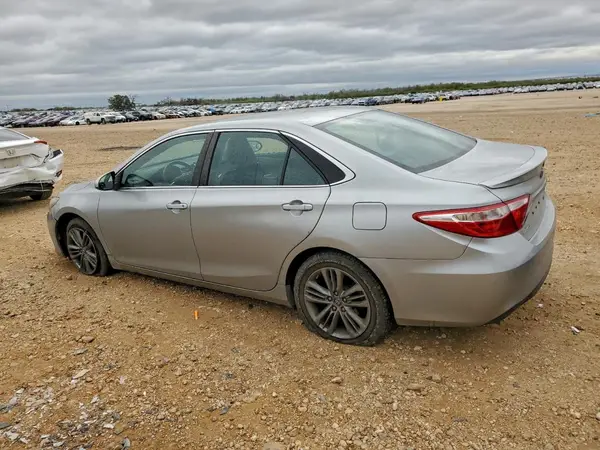 4T1BF1FK8HU362745 2017 TOYOTA CAMRY - Image 2