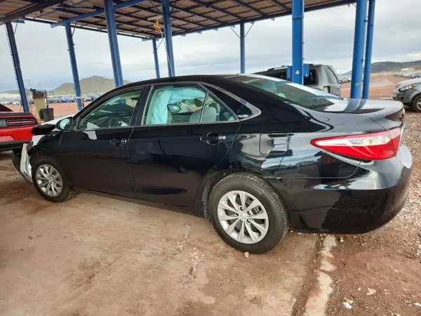 4T1BF1FK8HU363524 2017 TOYOTA CAMRY - Image 2