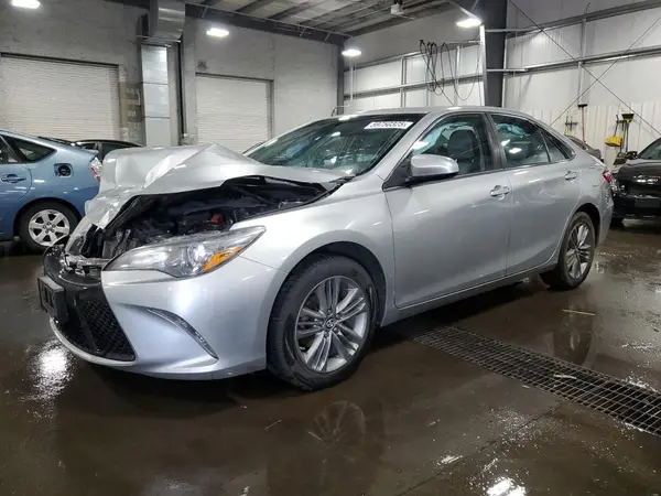 4T1BF1FK8HU368352 2017 TOYOTA CAMRY - Image 1