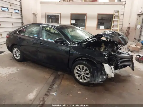 4T1BF1FK8HU368559 2017 TOYOTA CAMRY - Image 1
