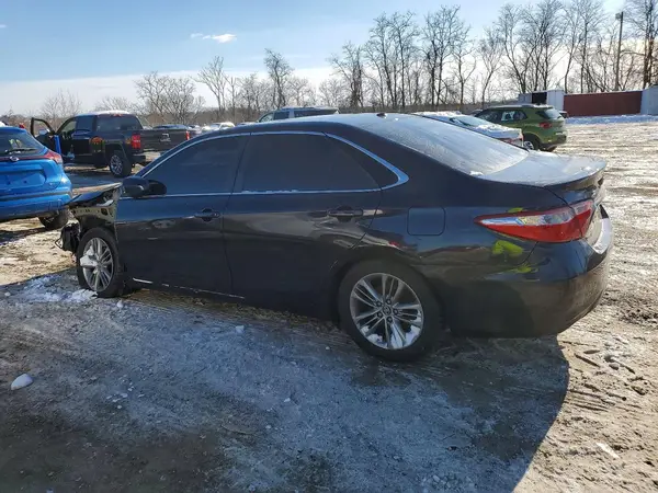 4T1BF1FK8HU370697 2017 TOYOTA CAMRY - Image 2