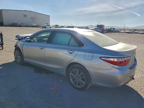 4T1BF1FK8HU371123 2017 TOYOTA CAMRY - Image 2