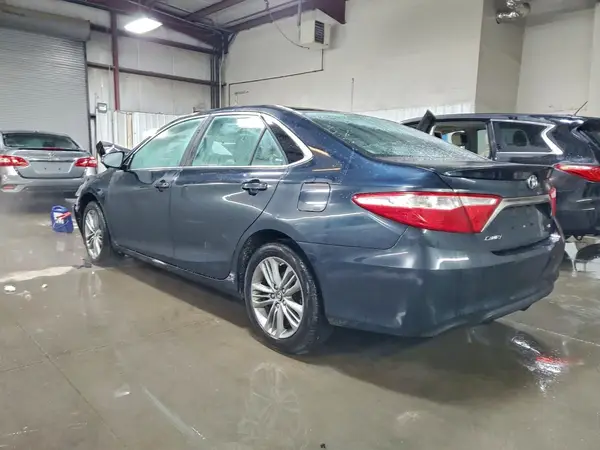 4T1BF1FK8HU371297 2017 TOYOTA CAMRY - Image 2