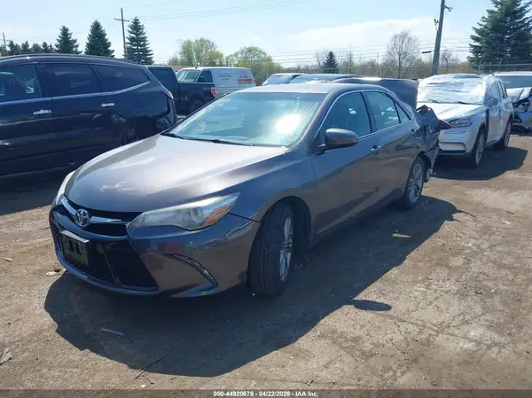 4T1BF1FK8HU371364 2017 TOYOTA CAMRY - Image 2
