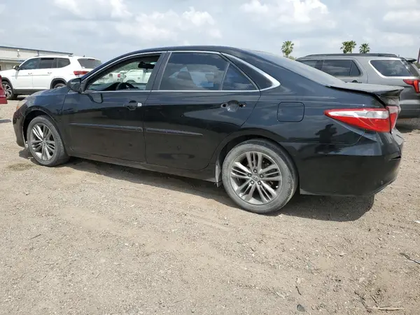 4T1BF1FK8HU372644 2017 TOYOTA CAMRY - Image 2