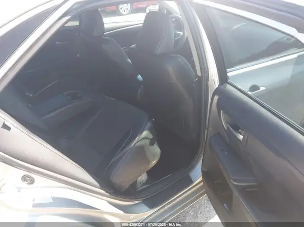 4T1BF1FK8HU373809 2017 TOYOTA CAMRY - Image 8