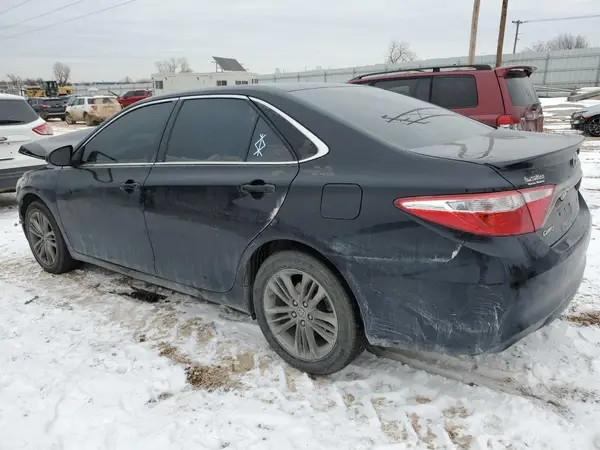 4T1BF1FK8HU378170 2017 TOYOTA CAMRY - Image 2