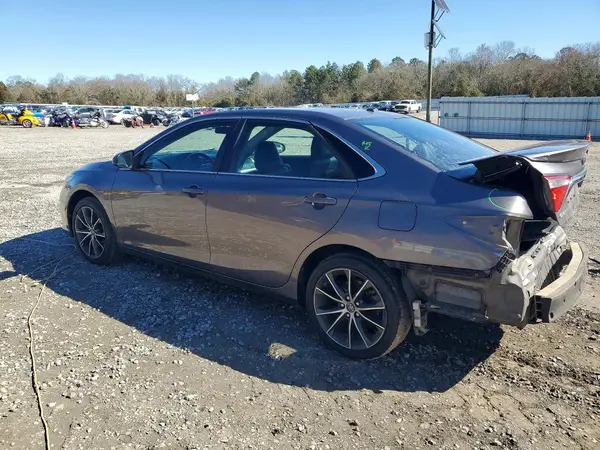 4T1BF1FK8HU383658 2017 TOYOTA CAMRY - Image 2