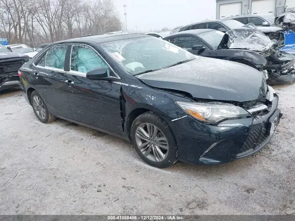 4T1BF1FK8HU385300 2017 TOYOTA CAMRY - Image 1
