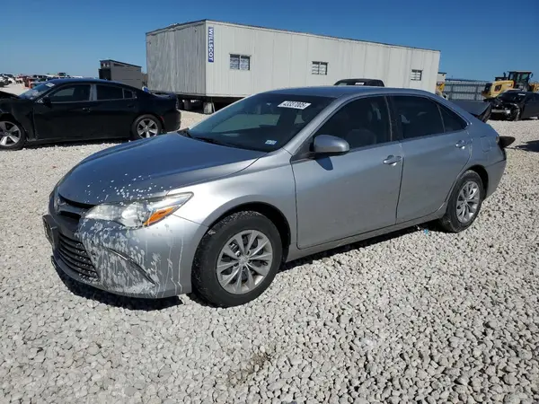 4T1BF1FK8HU385653 2017 TOYOTA CAMRY - Image 1