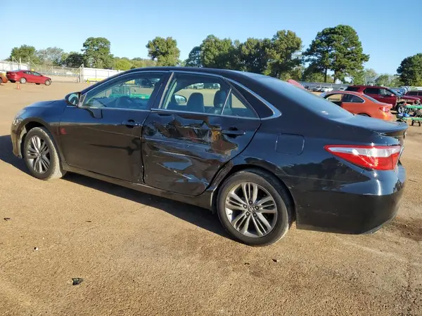 4T1BF1FK8HU389377 2017 TOYOTA CAMRY - Image 2