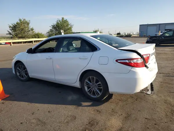 4T1BF1FK8HU391999 2017 TOYOTA CAMRY - Image 2