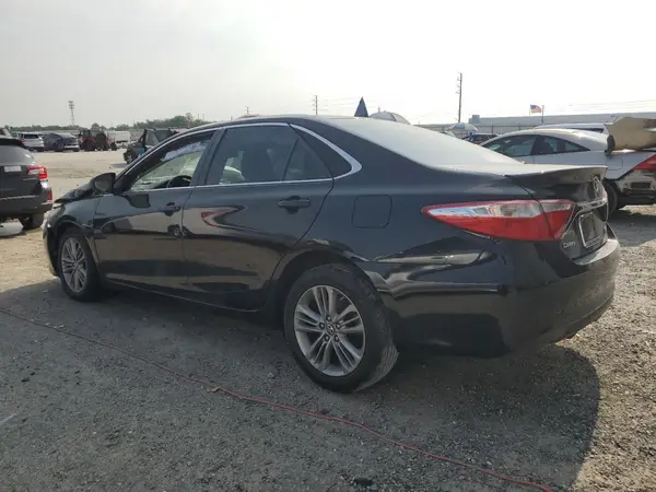 4T1BF1FK8HU397513 2017 TOYOTA CAMRY - Image 2