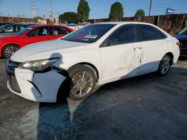 4T1BF1FK8HU400099 2017 TOYOTA CAMRY - Image 1