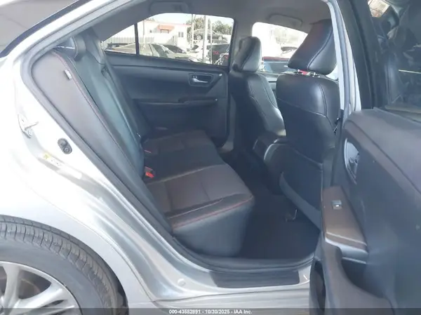 4T1BF1FK8HU401947 2017 TOYOTA CAMRY - Image 8