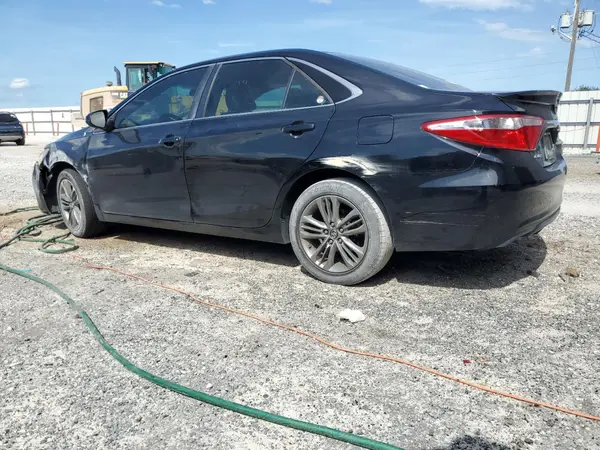 4T1BF1FK8HU402001 2017 TOYOTA CAMRY - Image 2