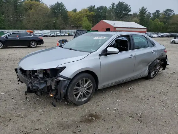 4T1BF1FK8HU405822 2017 TOYOTA CAMRY - Image 1