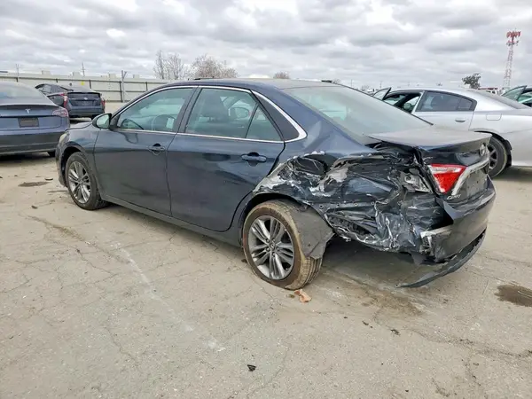 4T1BF1FK8HU406386 2017 TOYOTA CAMRY - Image 2