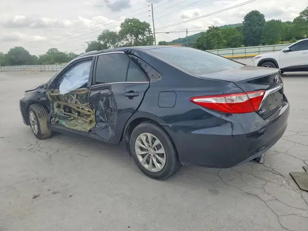 4T1BF1FK8HU407800 2017 TOYOTA CAMRY - Image 2