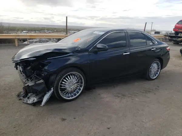 4T1BF1FK8HU407876 2017 TOYOTA CAMRY - Image 1