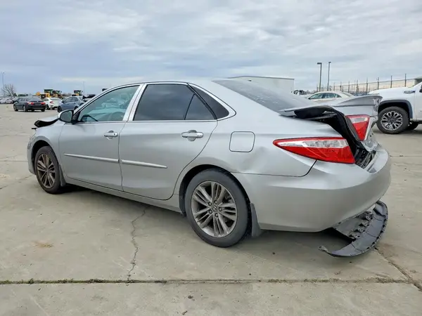 4T1BF1FK8HU409708 2017 TOYOTA CAMRY - Image 2