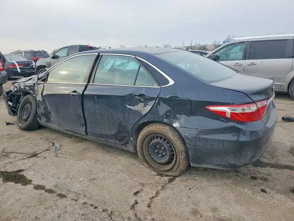 4T1BF1FK8HU416688 2017 TOYOTA CAMRY - Image 2
