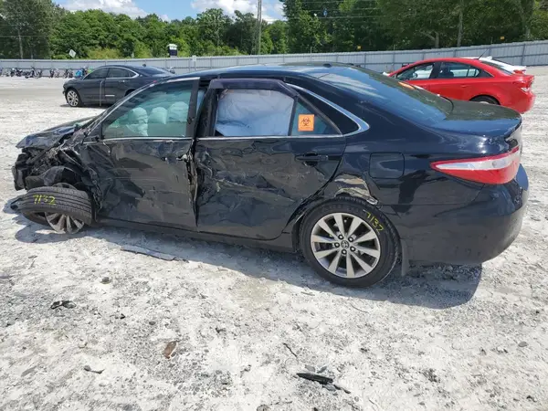 4T1BF1FK8HU417503 2017 TOYOTA CAMRY - Image 2