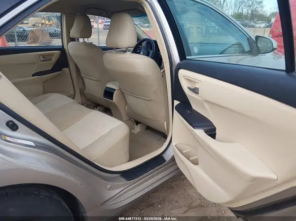 4T1BF1FK8HU417999 2017 TOYOTA CAMRY - Image 8