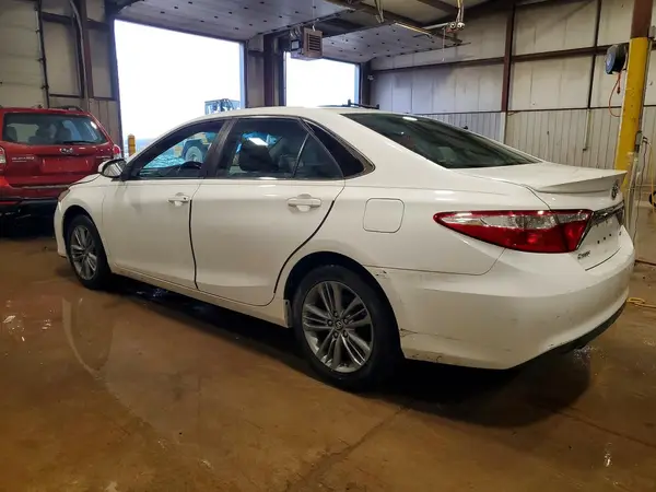 4T1BF1FK8HU418635 2017 TOYOTA CAMRY - Image 2